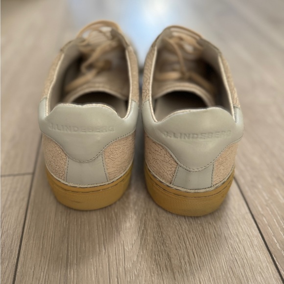 J.Lindeberg men’s off white/beige shoes. Snake skin texture - Picture 3 of 5